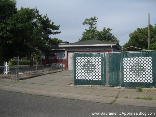example of chain link fence example of chain link fence